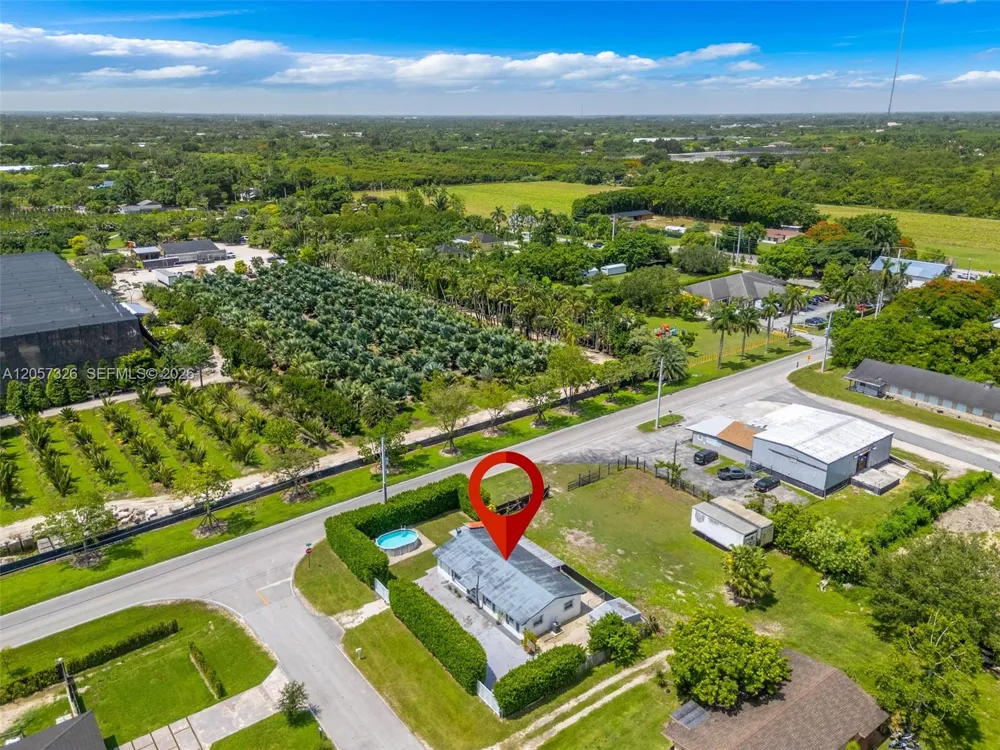 23170 SW 155th Ave Miami, FL 33170