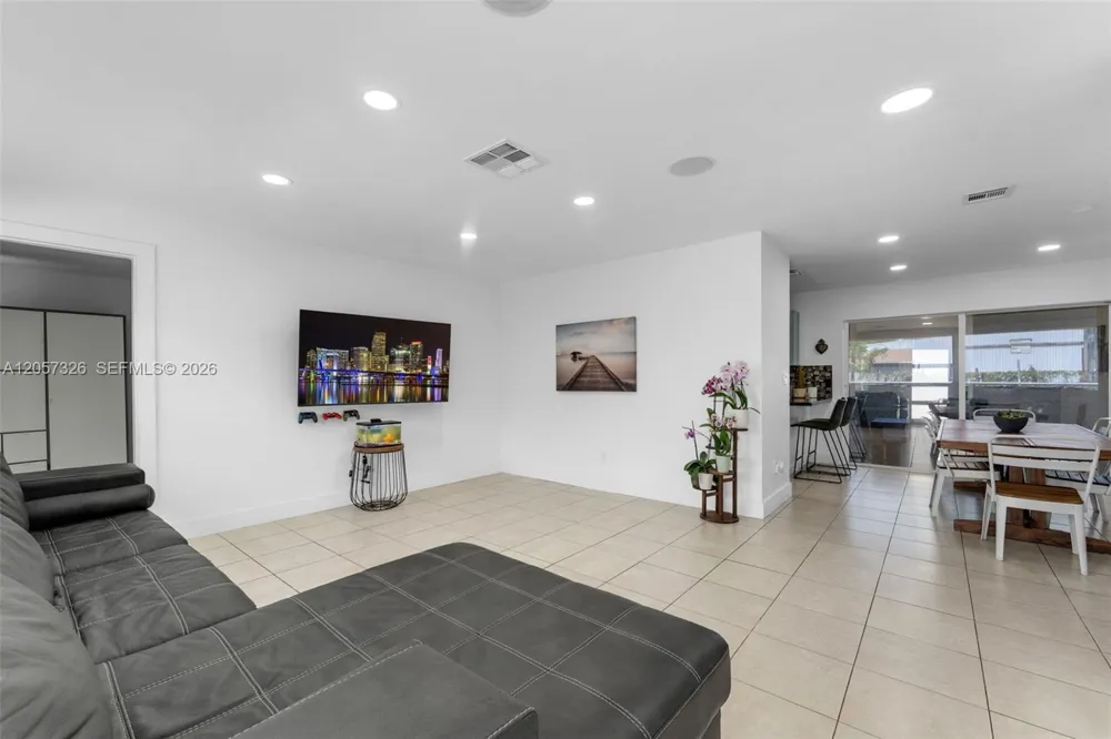 23170 SW 155th Ave Miami, FL 33170