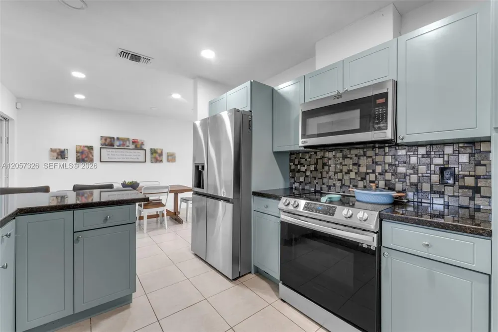 23170 SW 155th Ave Miami, FL 33170