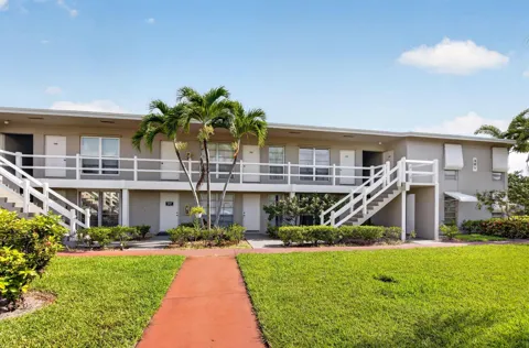 309 Circle Drive S