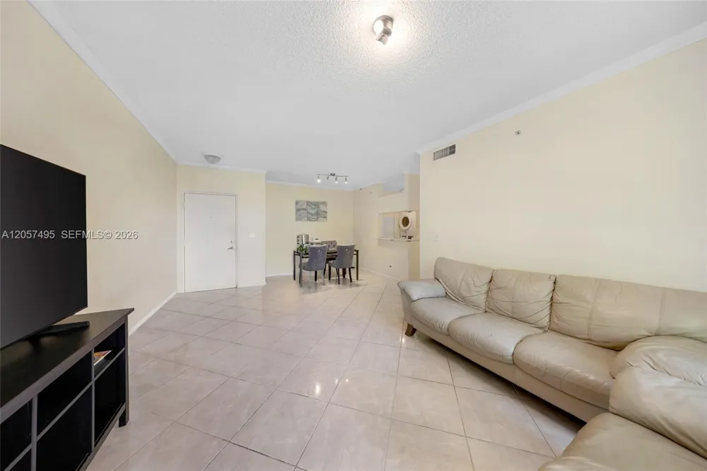 17145 Bay Rd #4301 Sunny Isles Beach, FL 33160