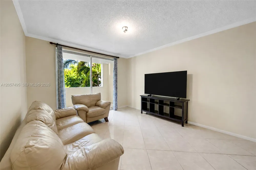 17145 Bay Rd #4301 Sunny Isles Beach, FL 33160