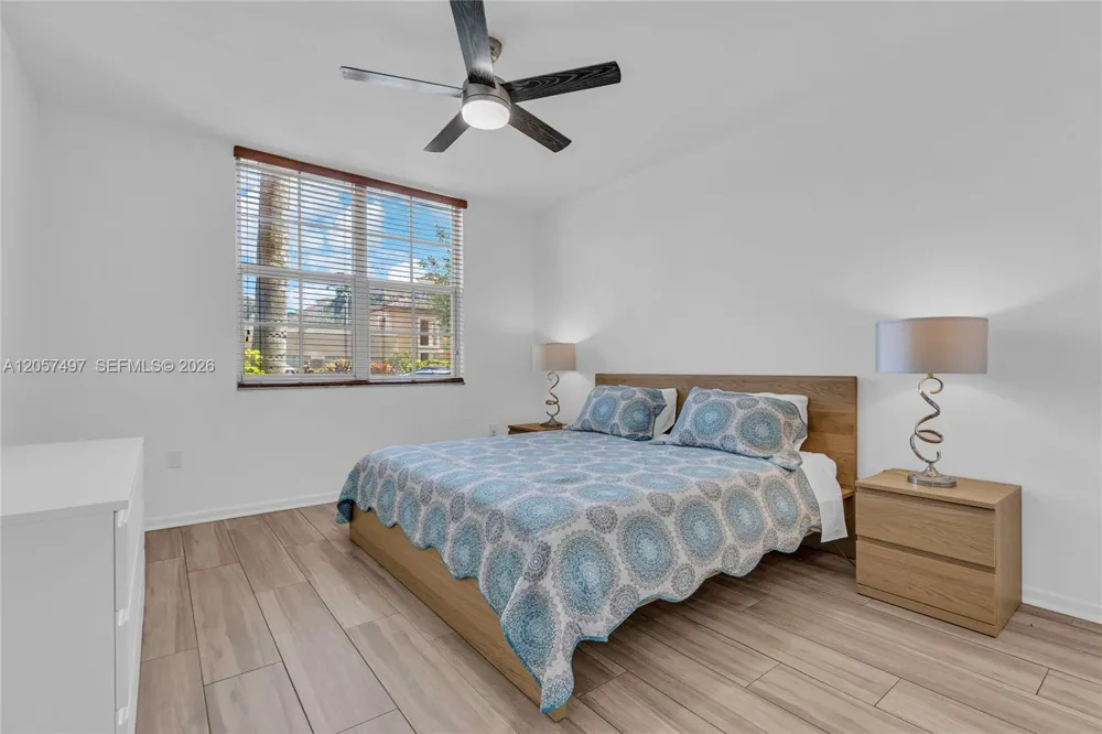 19501 E Country Club Dr #9101 Aventura, FL 33180