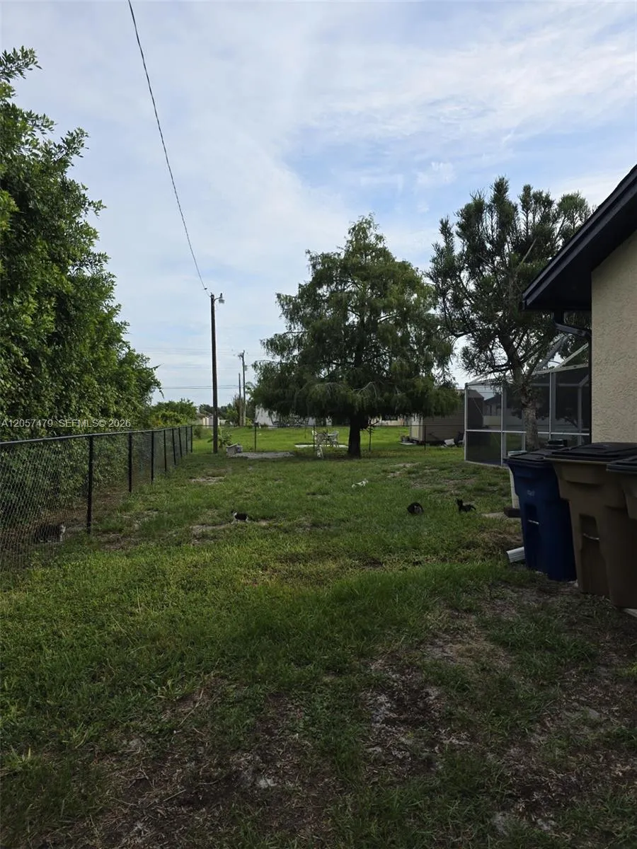 2816 9 TH SW Lehigh Acres, FL 33976