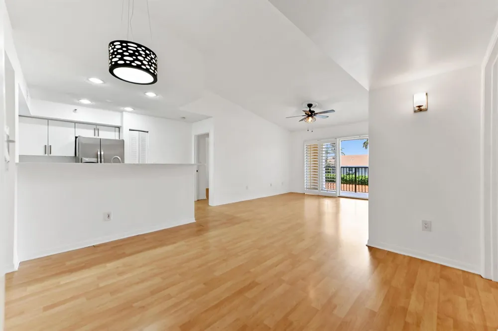 140 Yacht Club Way #307 Hypoluxo, FL 33462