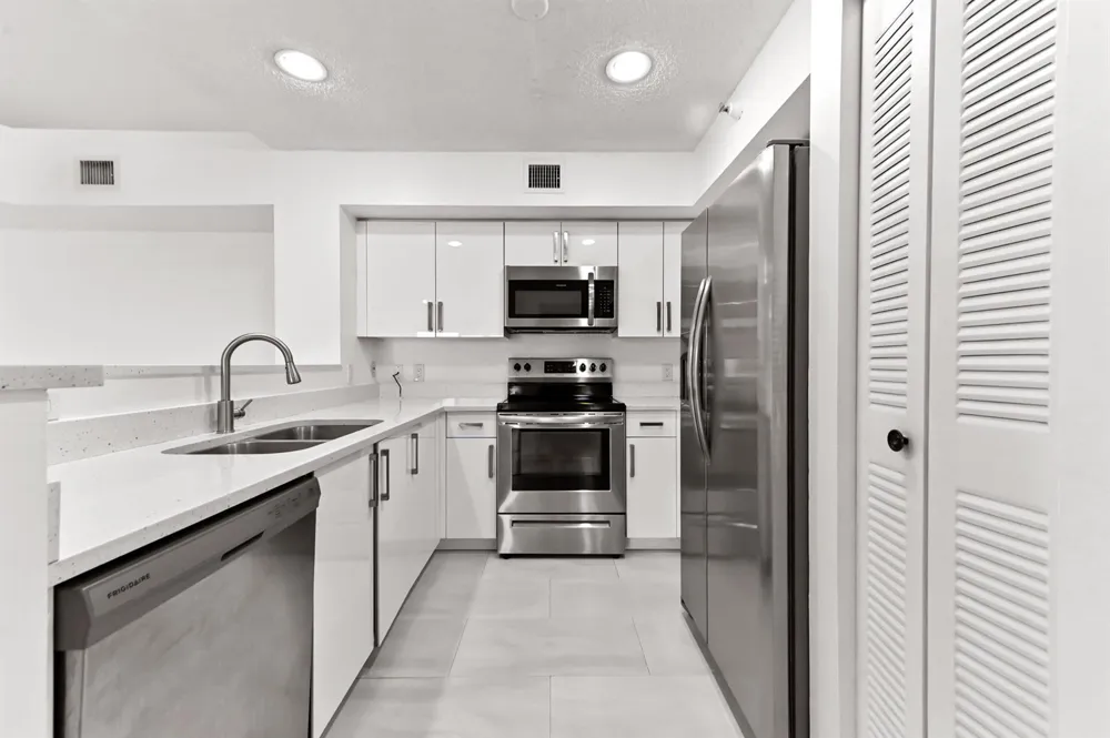 140 Yacht Club Way #307 Hypoluxo, FL 33462