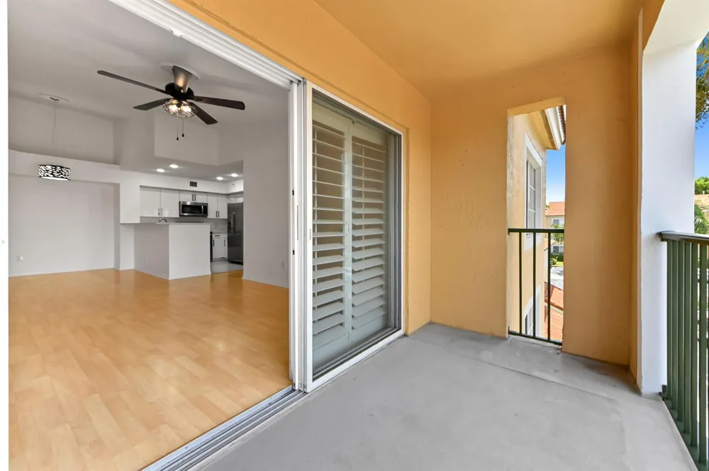 140 Yacht Club Way #307 Hypoluxo, FL 33462