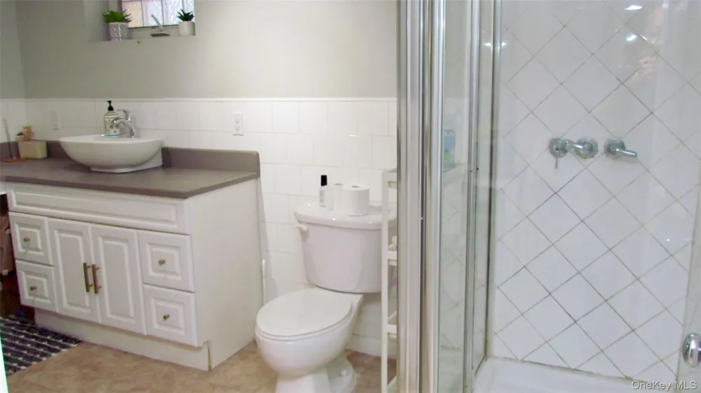 66-71 74th Street Middle Village, NY 11379