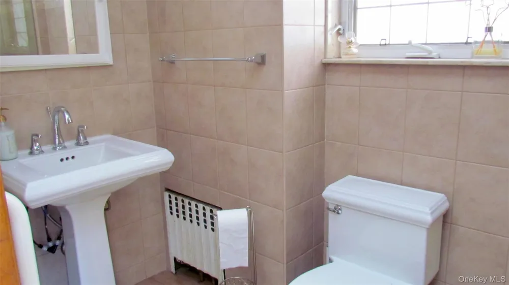 66-71 74th Street Middle Village, NY 11379
