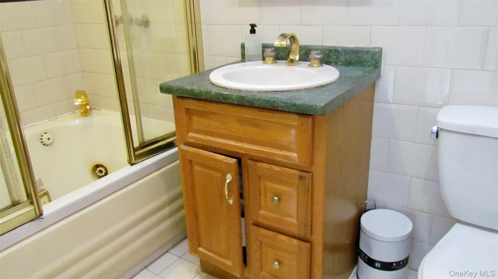 66-71 74th Street Middle Village, NY 11379