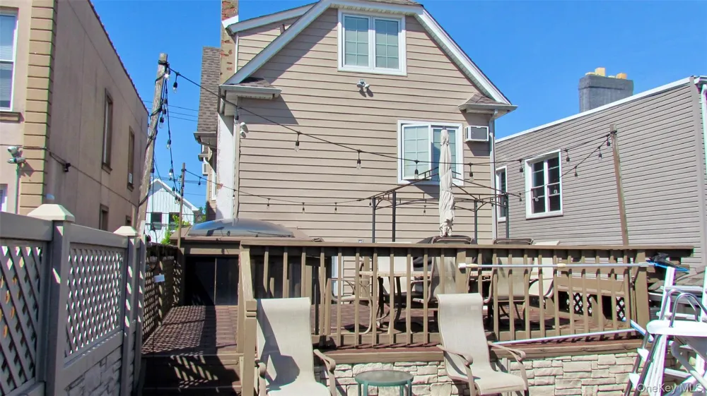 66-71 74th Street Middle Village, NY 11379