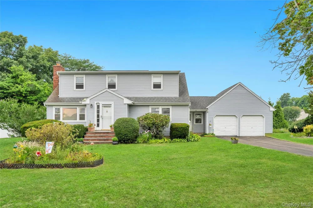 274 Johnson Avenue Sayville, NY 11782