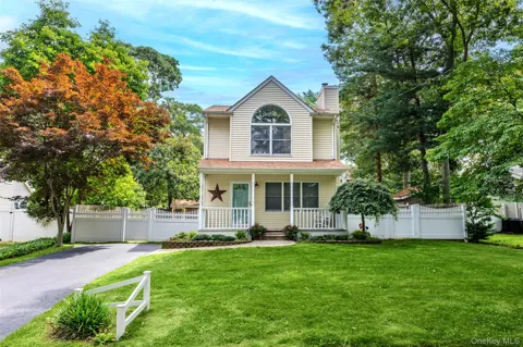 28 Roanoke Road