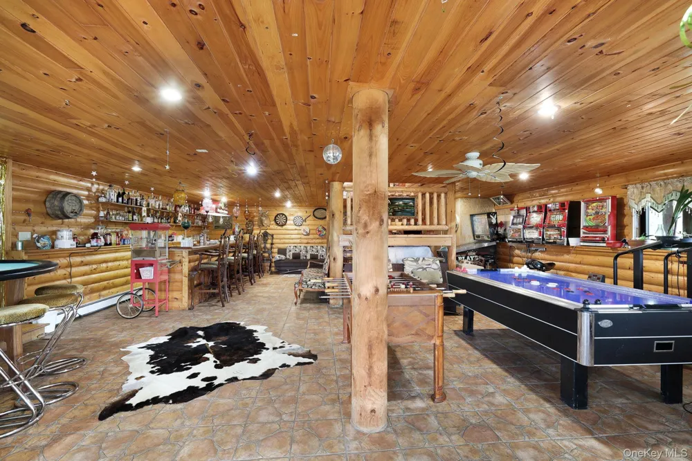 969 Hurd Road Swan Lake, NY 12783