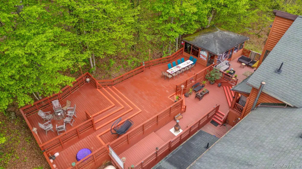 969 Hurd Road Swan Lake, NY 12783