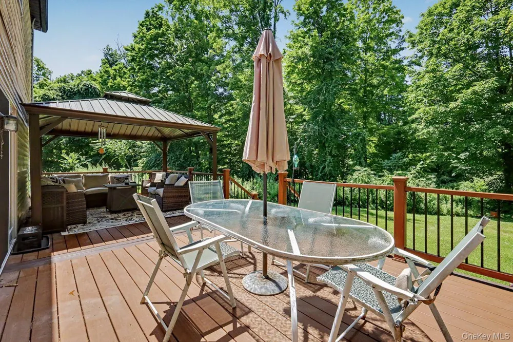 15 Country Hill Road Brewster, NY 10509