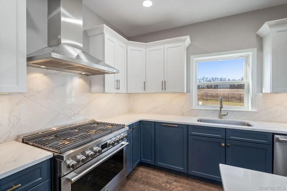 10 Harrier Ridge Drive Wallkill, NY 12589