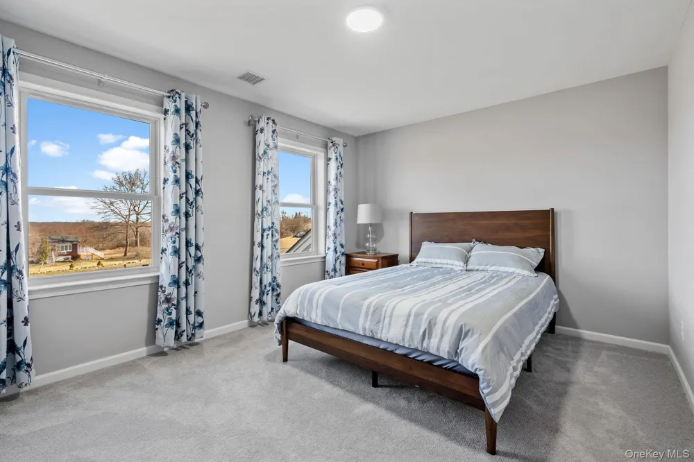 10 Harrier Ridge Drive Wallkill, NY 12589