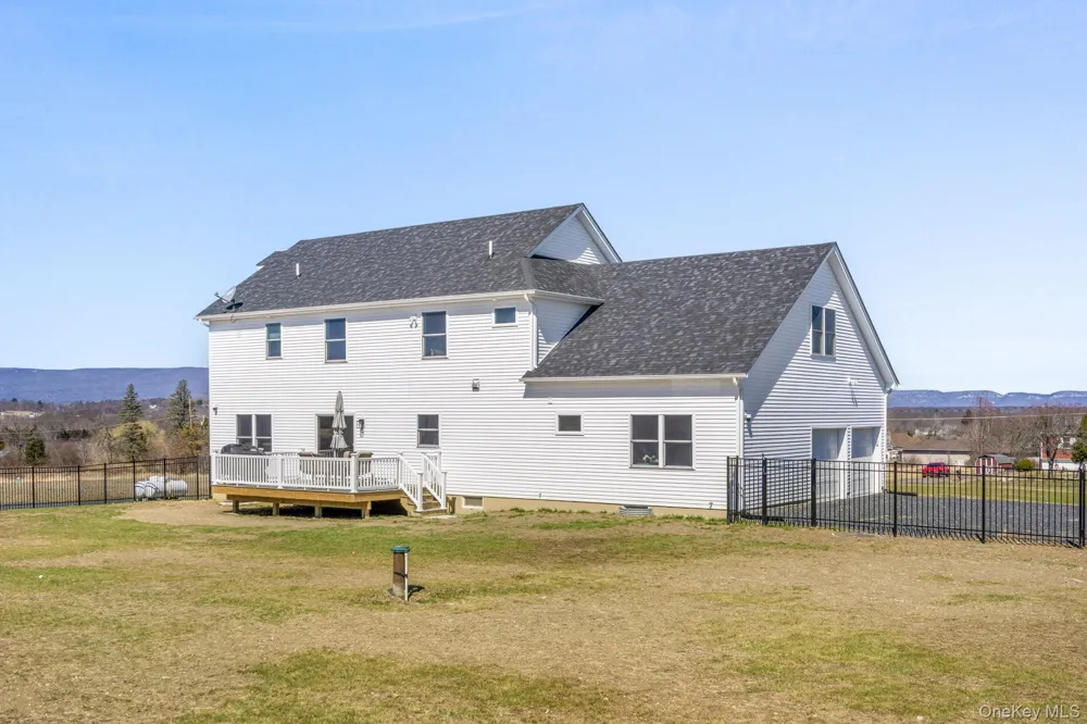 10 Harrier Ridge Drive Wallkill, NY 12589