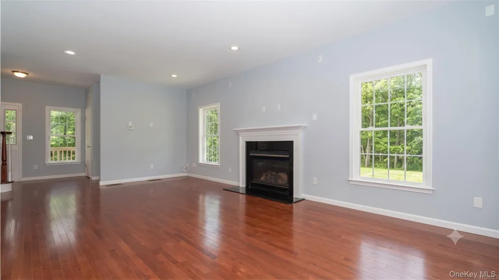 5 Harrier Ridge Drive Wallkill, NY 12589