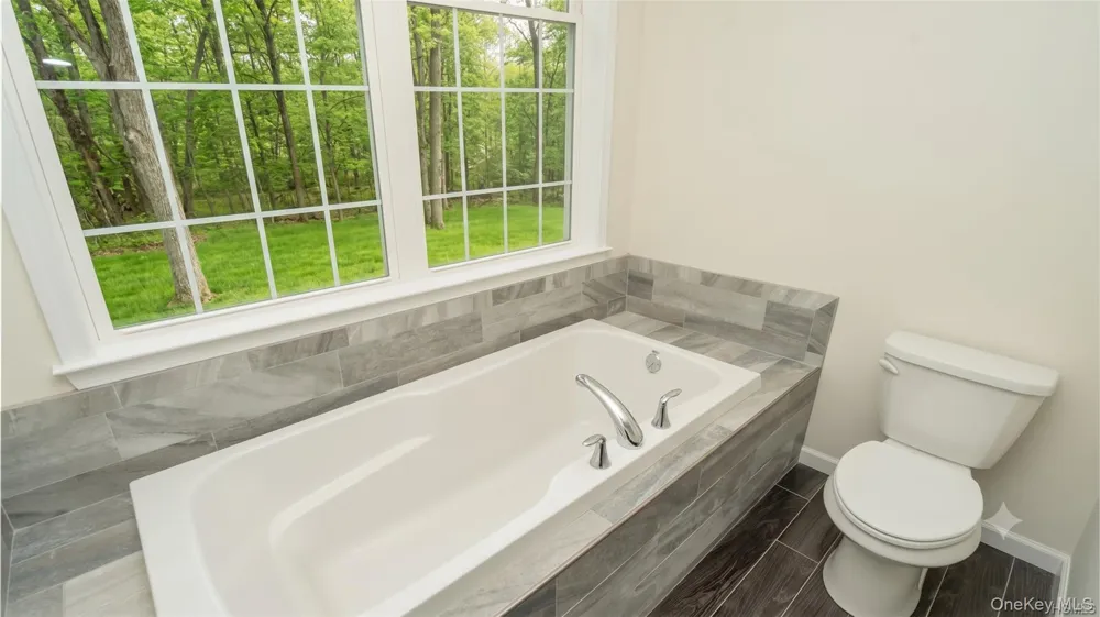 5 Harrier Ridge Drive Wallkill, NY 12589