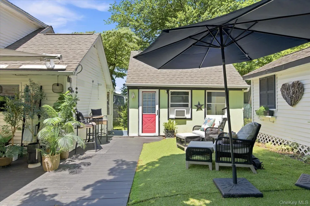88 Cherry Road Rocky Point, NY 11778