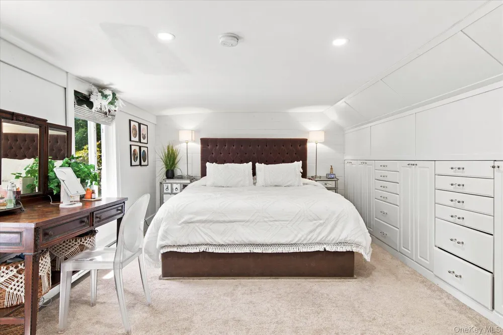 88 Cherry Road Rocky Point, NY 11778