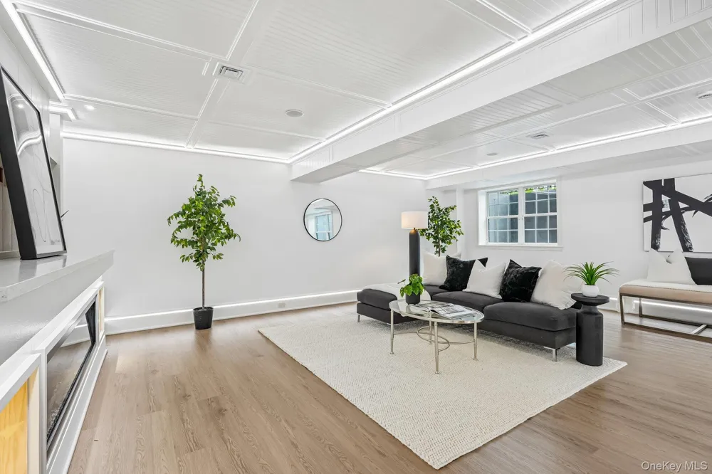 1707 Marie Lane Mohegan Lake, NY 10547