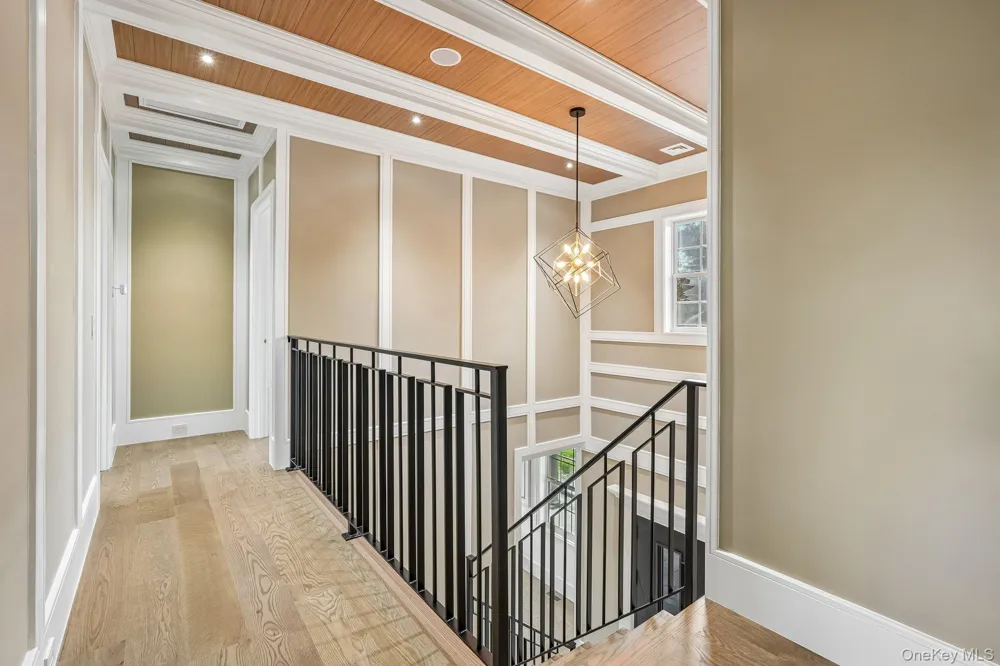 1707 Marie Lane Mohegan Lake, NY 10547