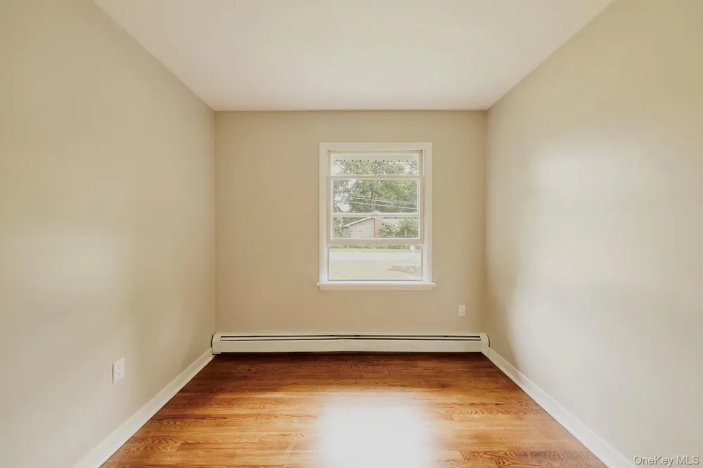 5 Orchard Street Rhinebeck, NY 12572