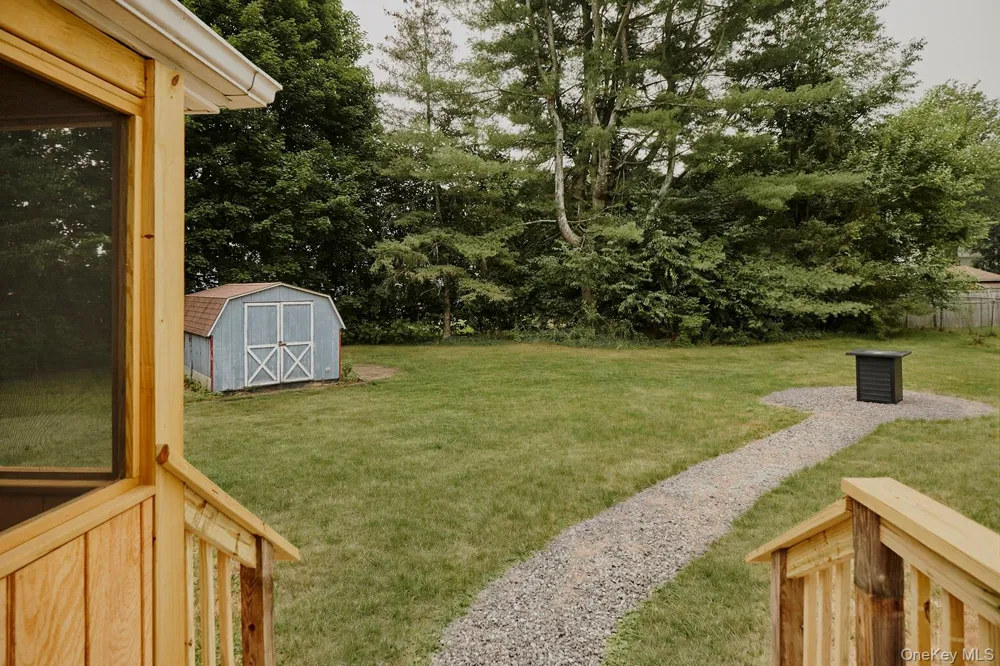 5 Orchard Street Rhinebeck, NY 12572