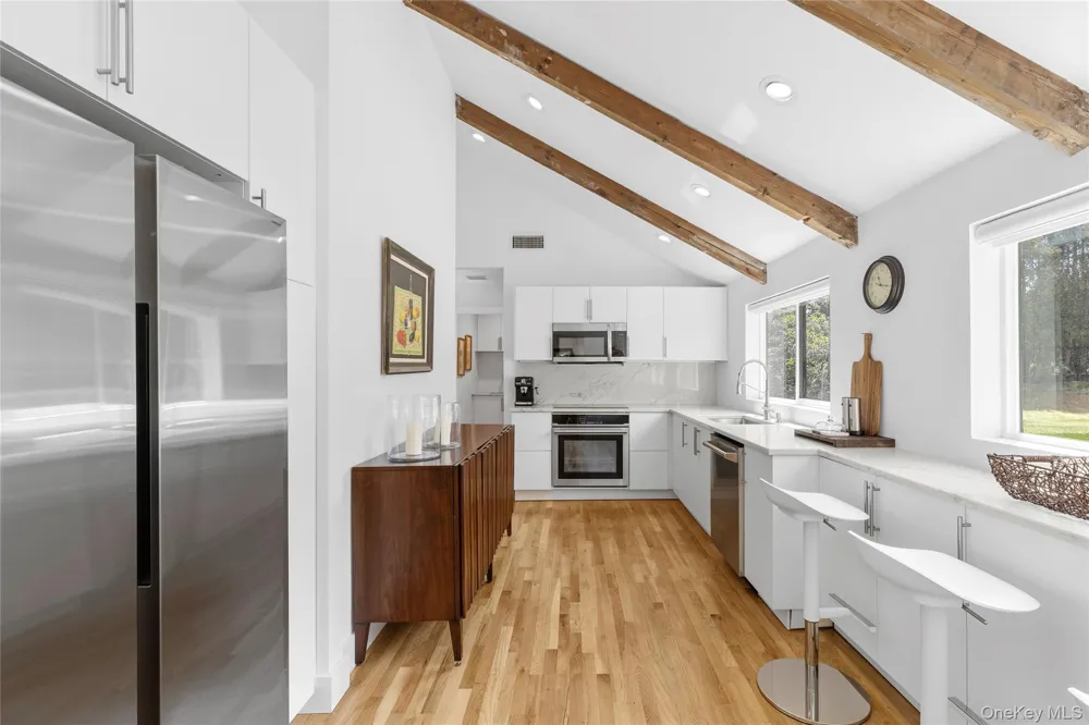 138 Longview Road Southampton, NY 11968