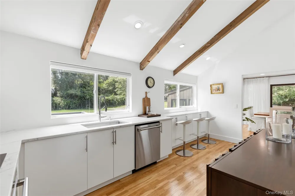 138 Longview Road Southampton, NY 11968