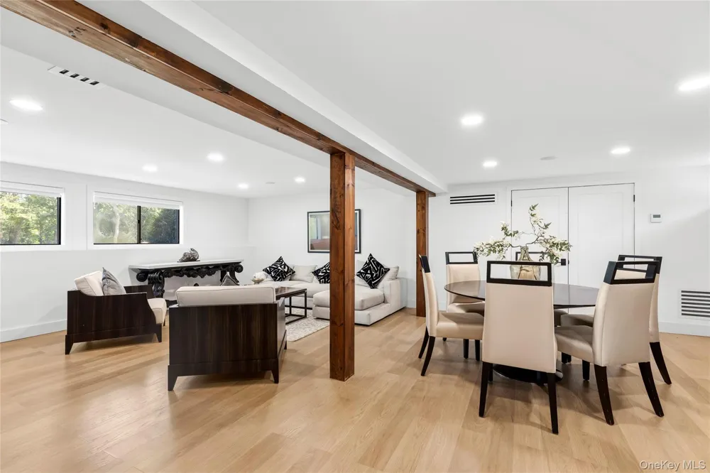 138 Longview Road Southampton, NY 11968