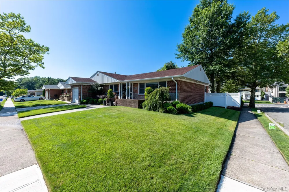 219-04 Stewart Road Hollis Hills, NY 11427
