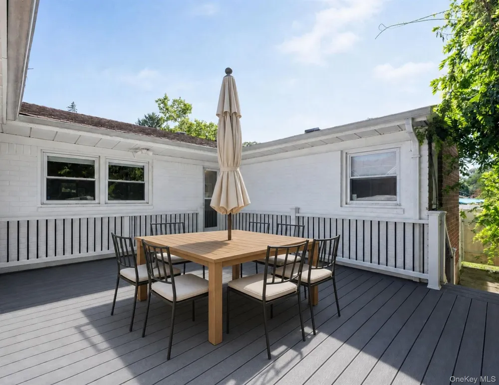 219-04 Stewart Road Hollis Hills, NY 11427