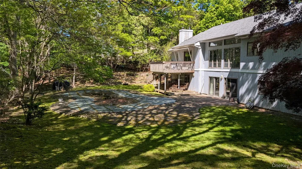 4 Oak Hills Drive Rocky Point, NY 11778