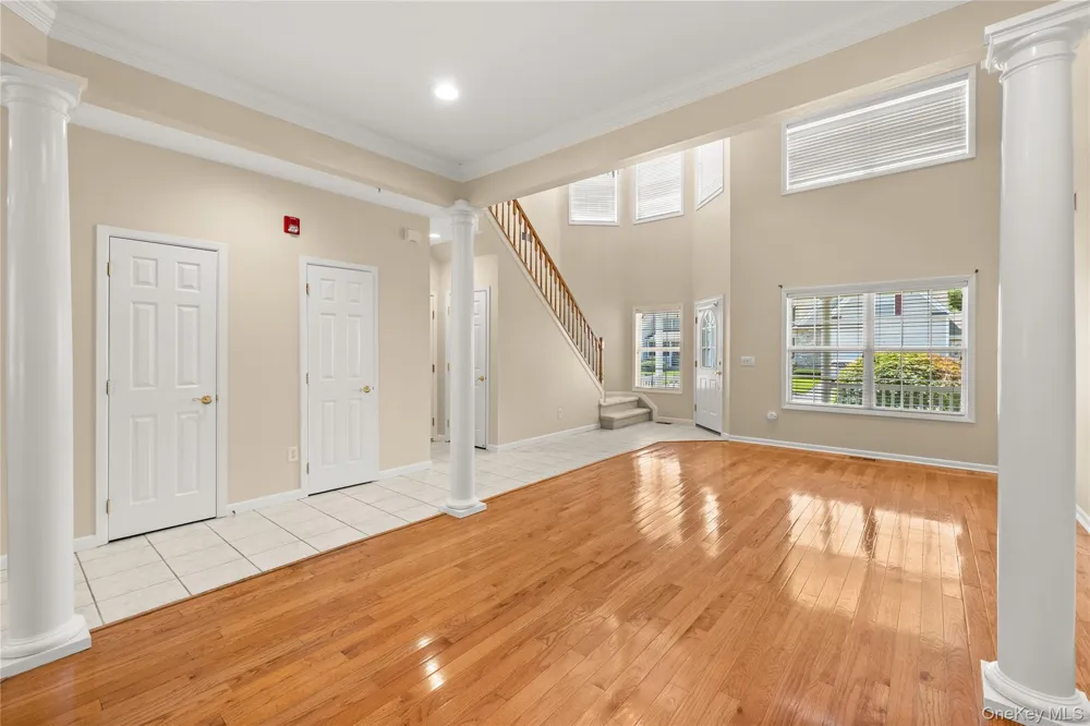 54 Meadow Pond Circle Miller Place, NY 11764