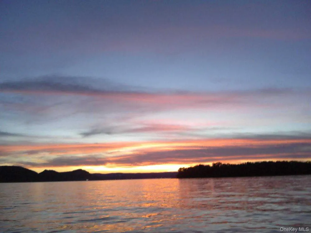 F-15 Half Moon Bay Marina Croton-on-Hudson, NY 10520
