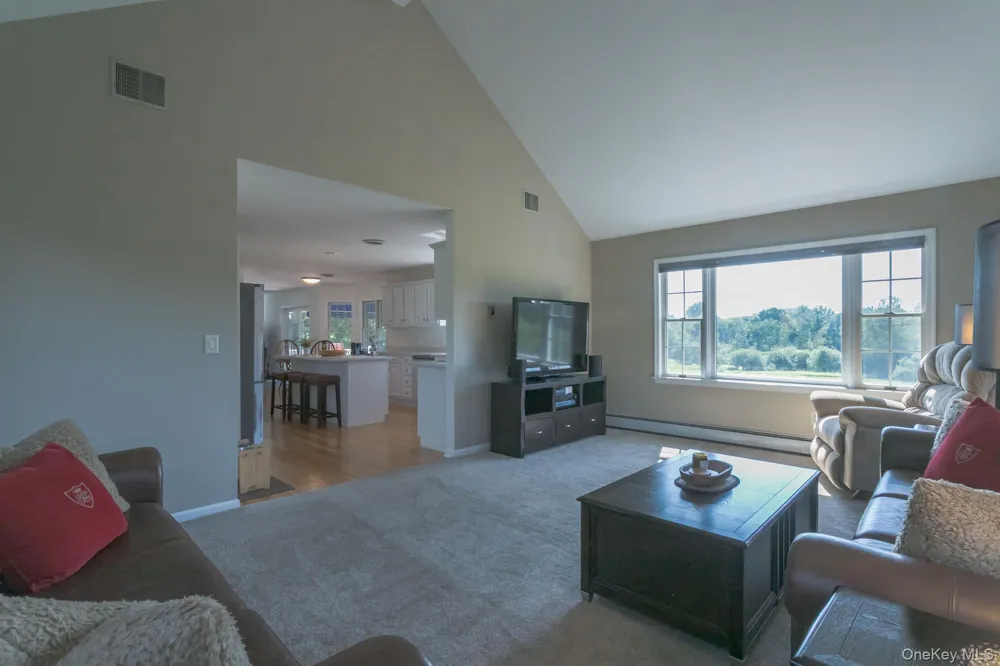 33 Jessup Road Warwick, NY 10990