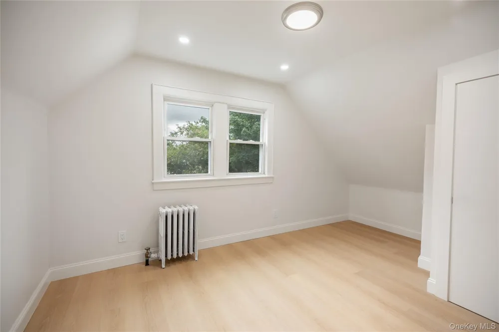 28 Cammerer Avenue East Rockaway, NY 11518