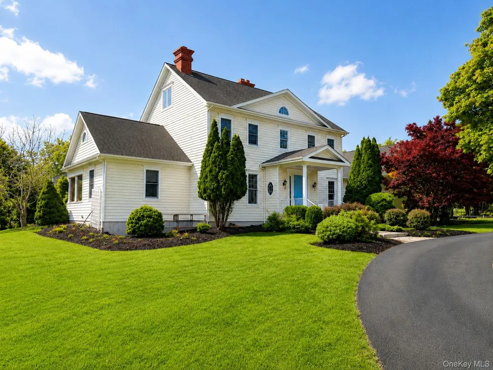 1492 Skunk Lane Cutchogue, NY 11935