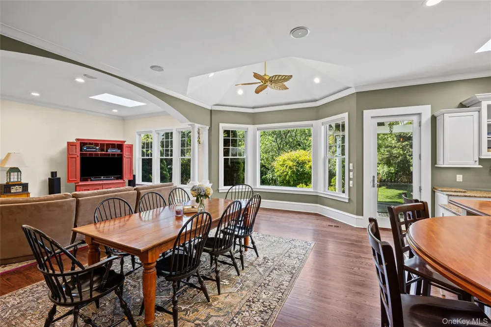 1492 Skunk Lane Cutchogue, NY 11935