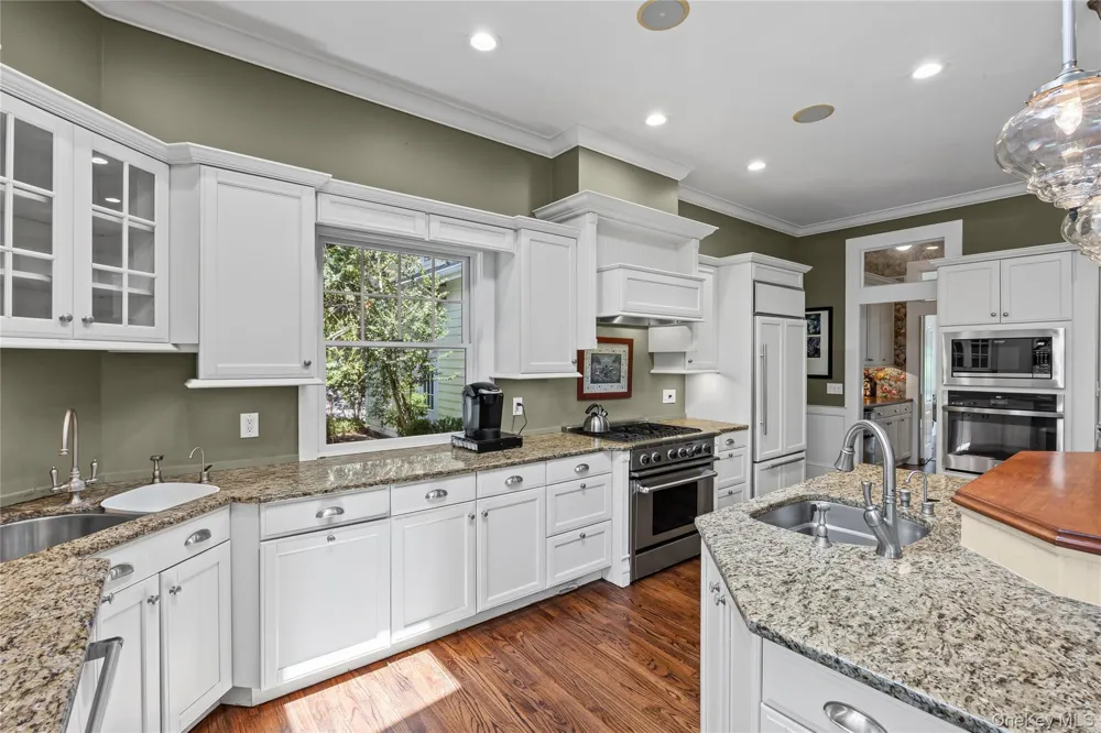 1492 Skunk Lane Cutchogue, NY 11935