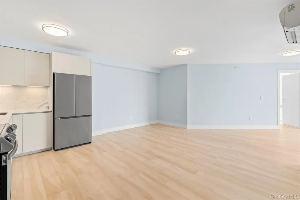 733 Ocean Parkway #7C Brooklyn, NY 11230