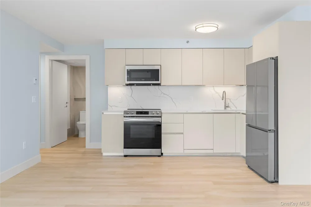 733 Ocean Parkway #7C Brooklyn, NY 11230