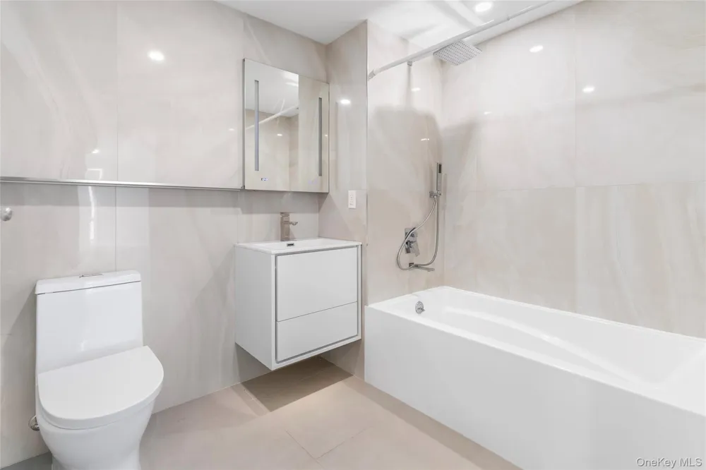 733 Ocean Parkway #7C Brooklyn, NY 11230
