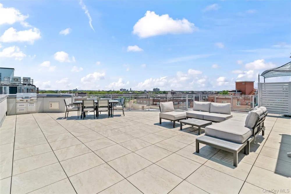 733 Ocean Parkway #7C Brooklyn, NY 11230