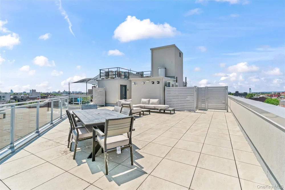 733 Ocean Parkway #7C Brooklyn, NY 11230