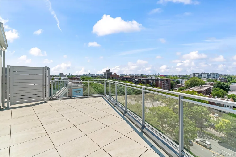 733 Ocean Parkway #7C Brooklyn, NY 11230